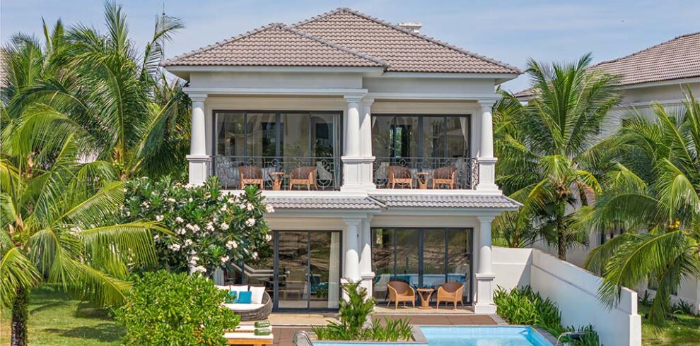 Biệt thự 4 phòng ngủ Melia Vinpearl Phú Quốc hướng hồ và hồ bơi riêng